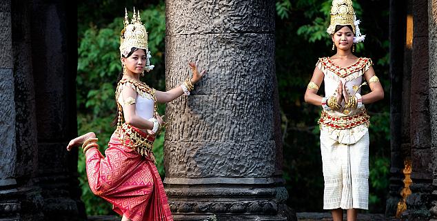 Apsara dancers at Angkor Wat