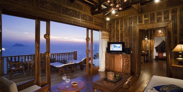 Ocean View Pool Villa Suite