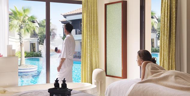 Royal Orchid Suite