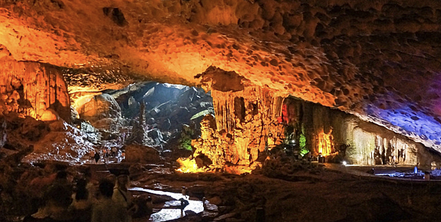 Sung Sot Cave